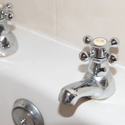 Bath tap